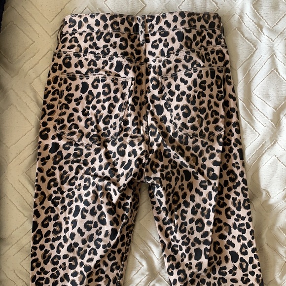 H&M Cheetah print high-waisted skinny jeans 🐆 - Picture 3 of 3